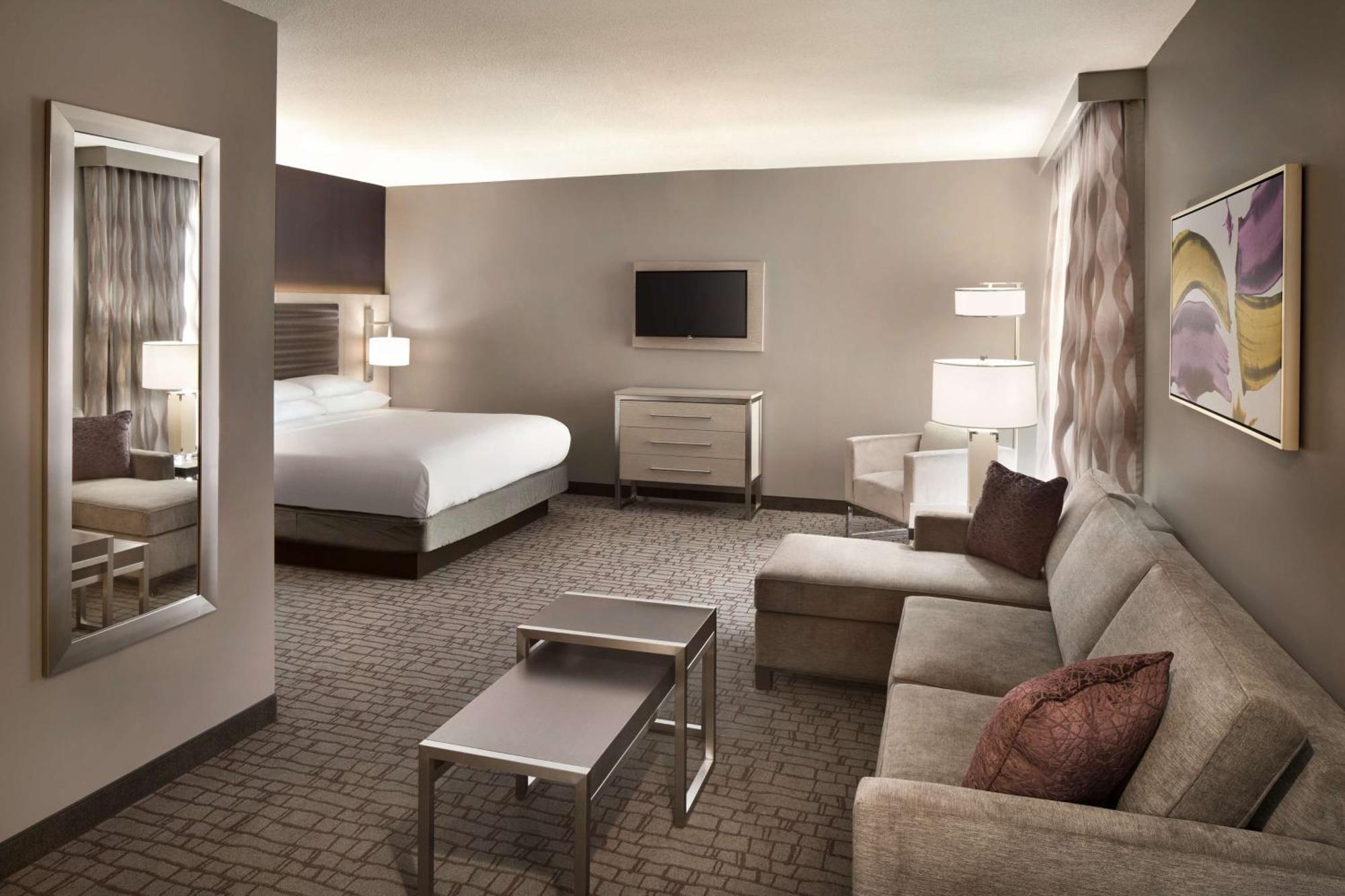 Embassy Suites By Hilton Charlotte Uptown Экстерьер фото