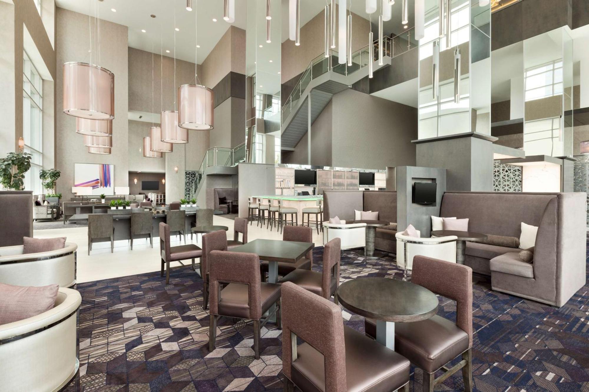 Embassy Suites By Hilton Charlotte Uptown Экстерьер фото