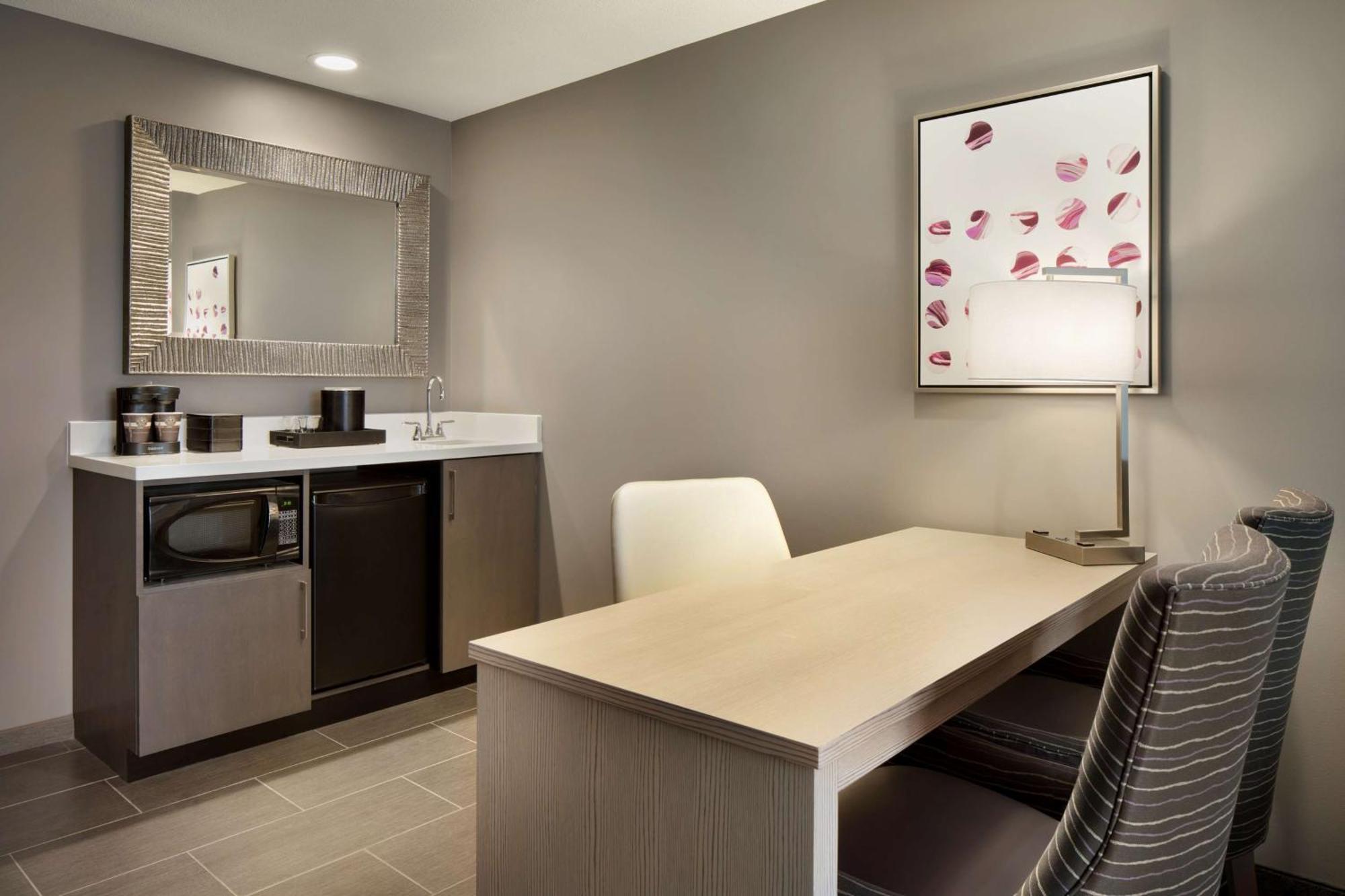 Embassy Suites By Hilton Charlotte Uptown Экстерьер фото