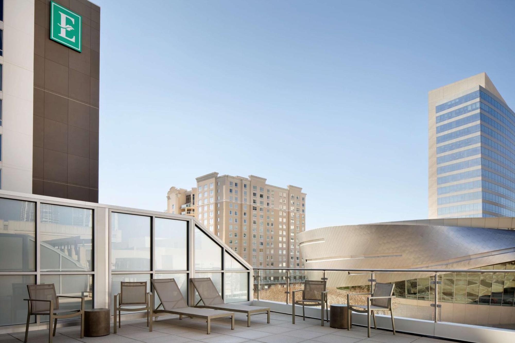 Embassy Suites By Hilton Charlotte Uptown Экстерьер фото